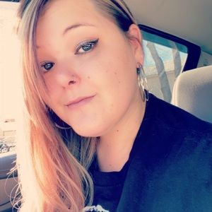 Meet your Posher, Shelly